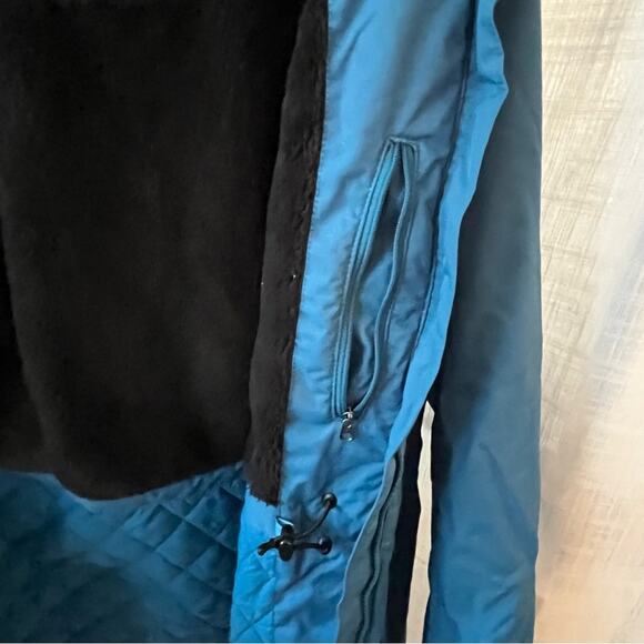 L.L. Bean women’s blue weather resistant hooded parka coat size Small EUC - Picture 8 of 11